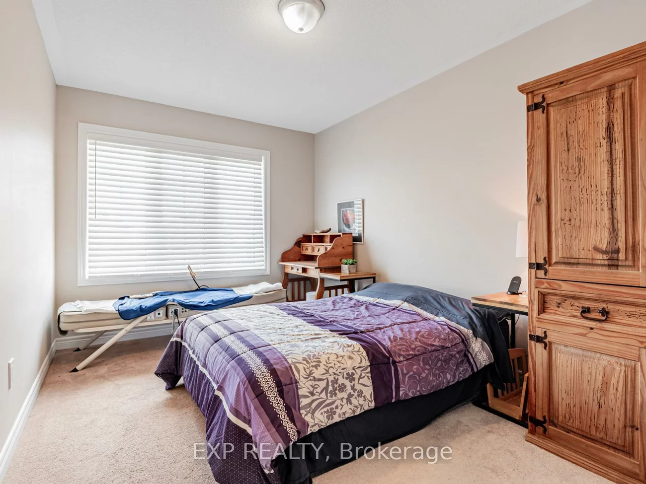 2, Angela, Bradford, Bradford West Gwillimbury