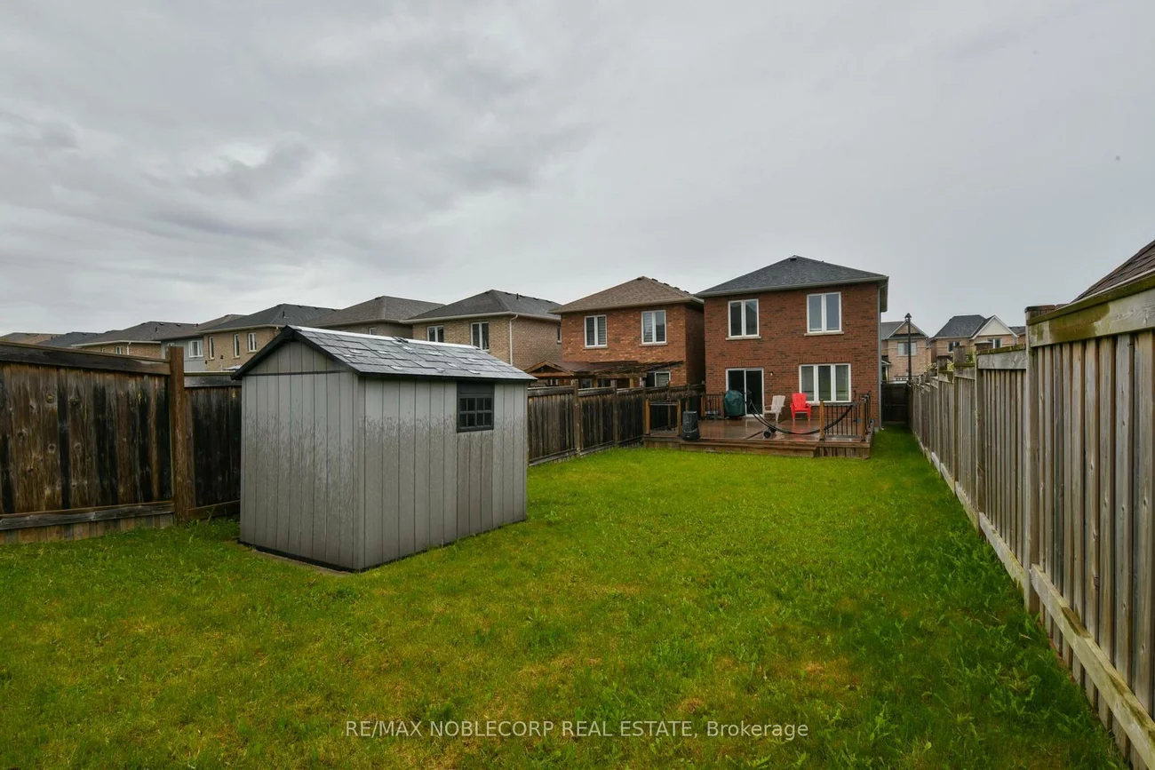 54, Long, Bradford, Bradford West Gwillimbury