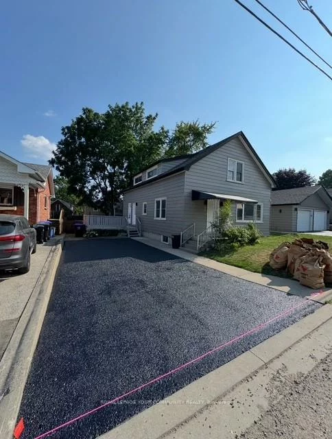 28, Frederick, Bradford, Bradford West Gwillimbury