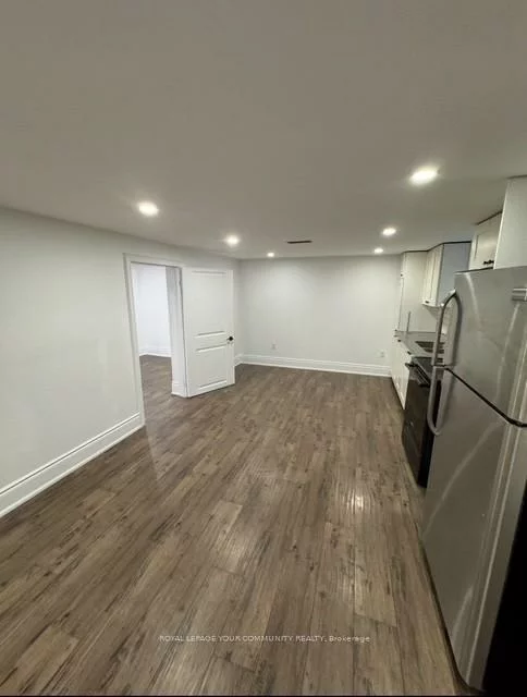 28, Frederick, Bradford, Bradford West Gwillimbury