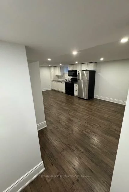 28, Frederick, Bradford, Bradford West Gwillimbury