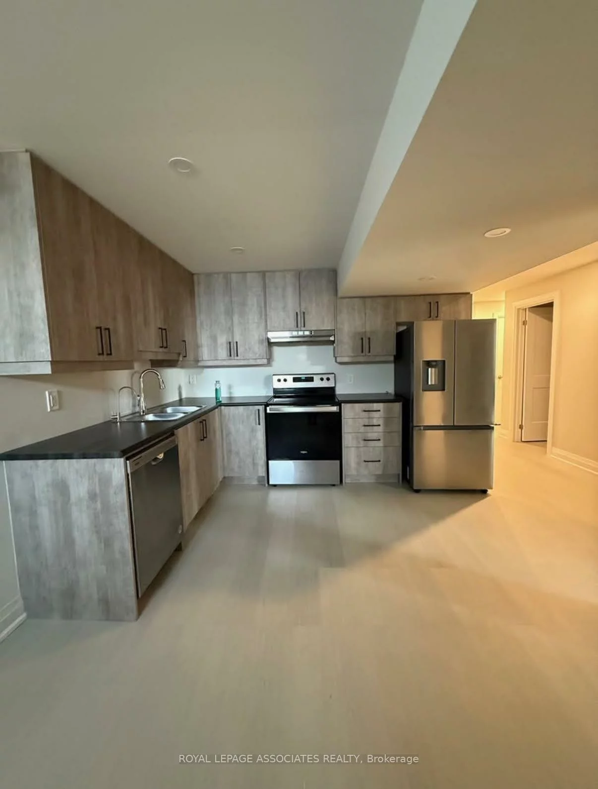 45, John, Bradford, Bradford West Gwillimbury