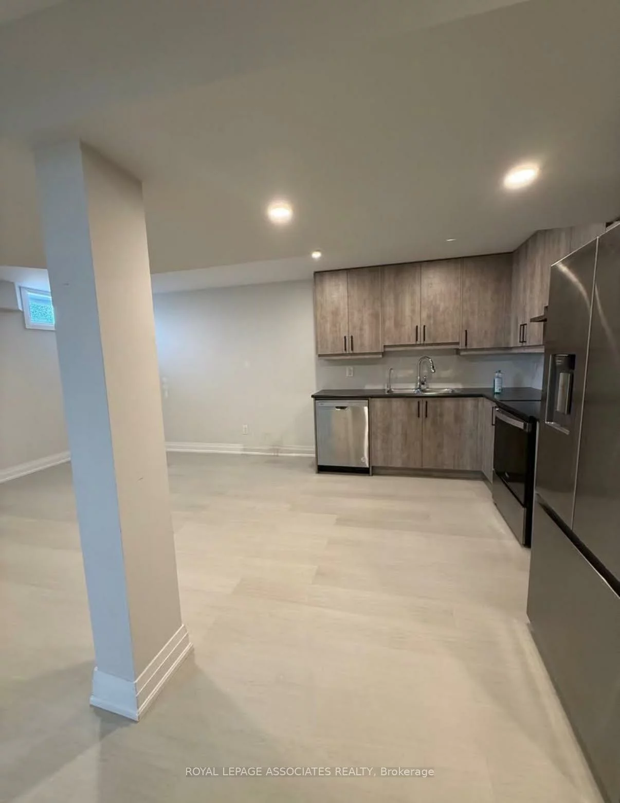 45, John, Bradford, Bradford West Gwillimbury