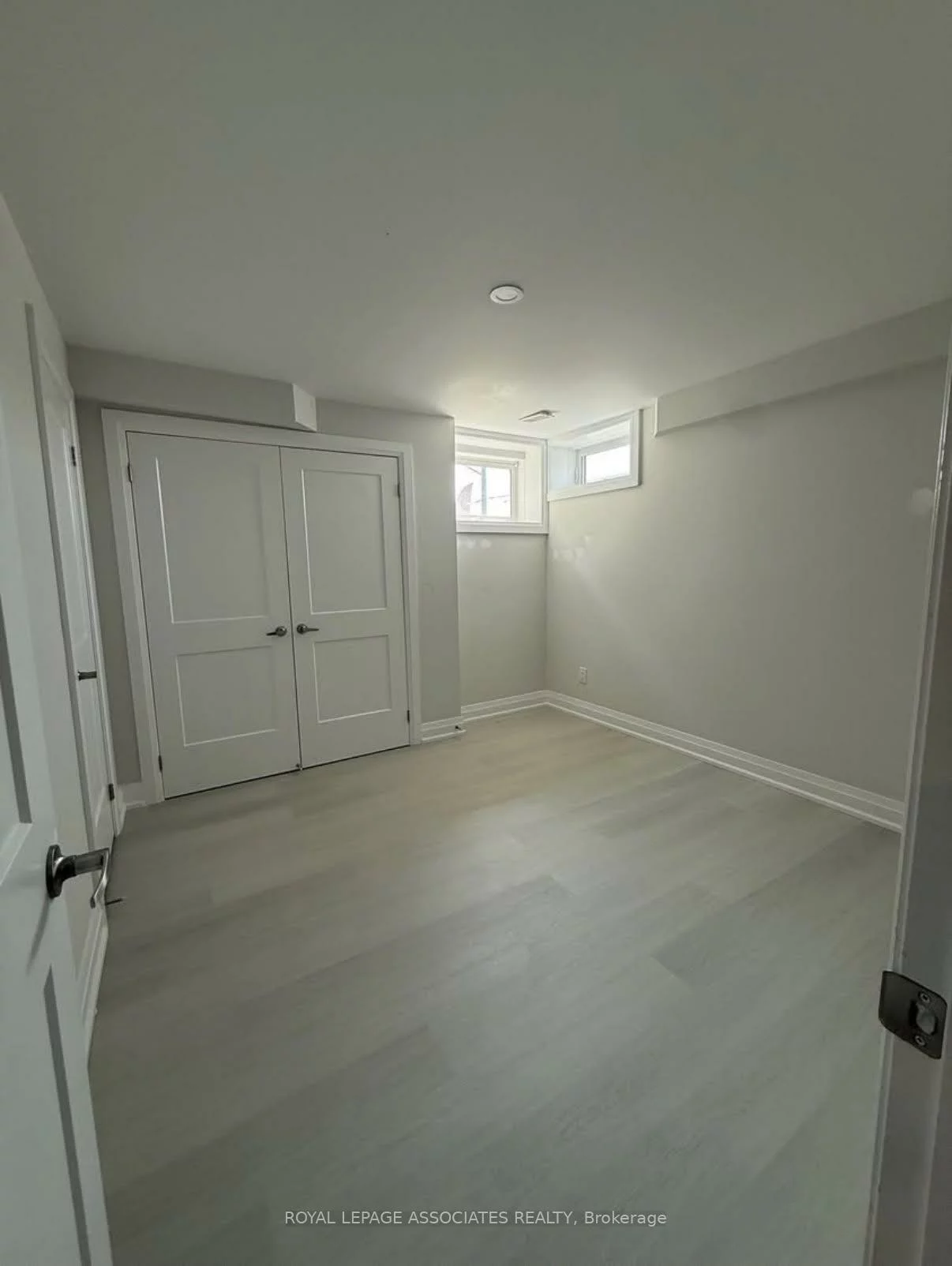 45, John, Bradford, Bradford West Gwillimbury