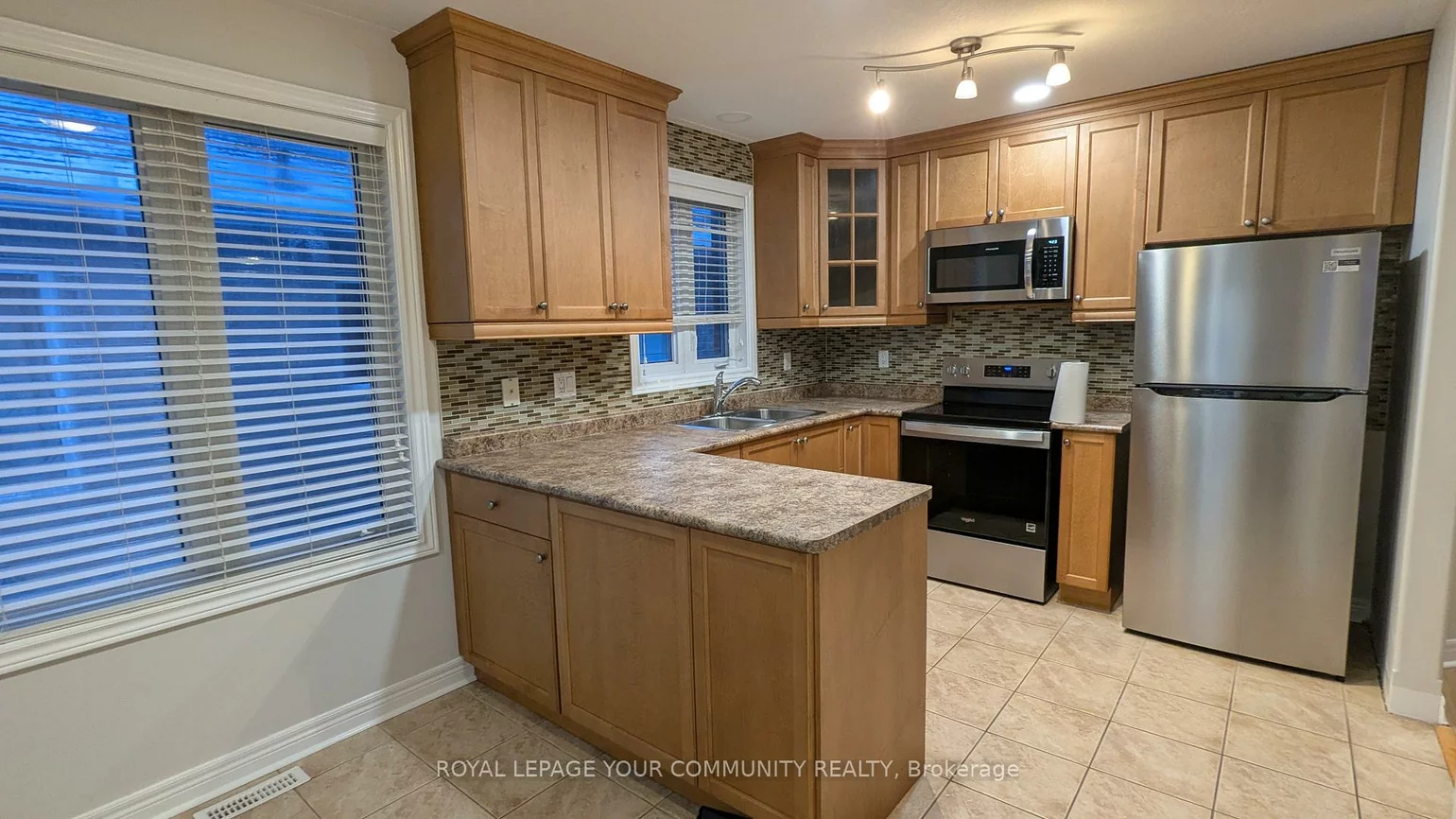 50, Smith, Bradford, Bradford West Gwillimbury