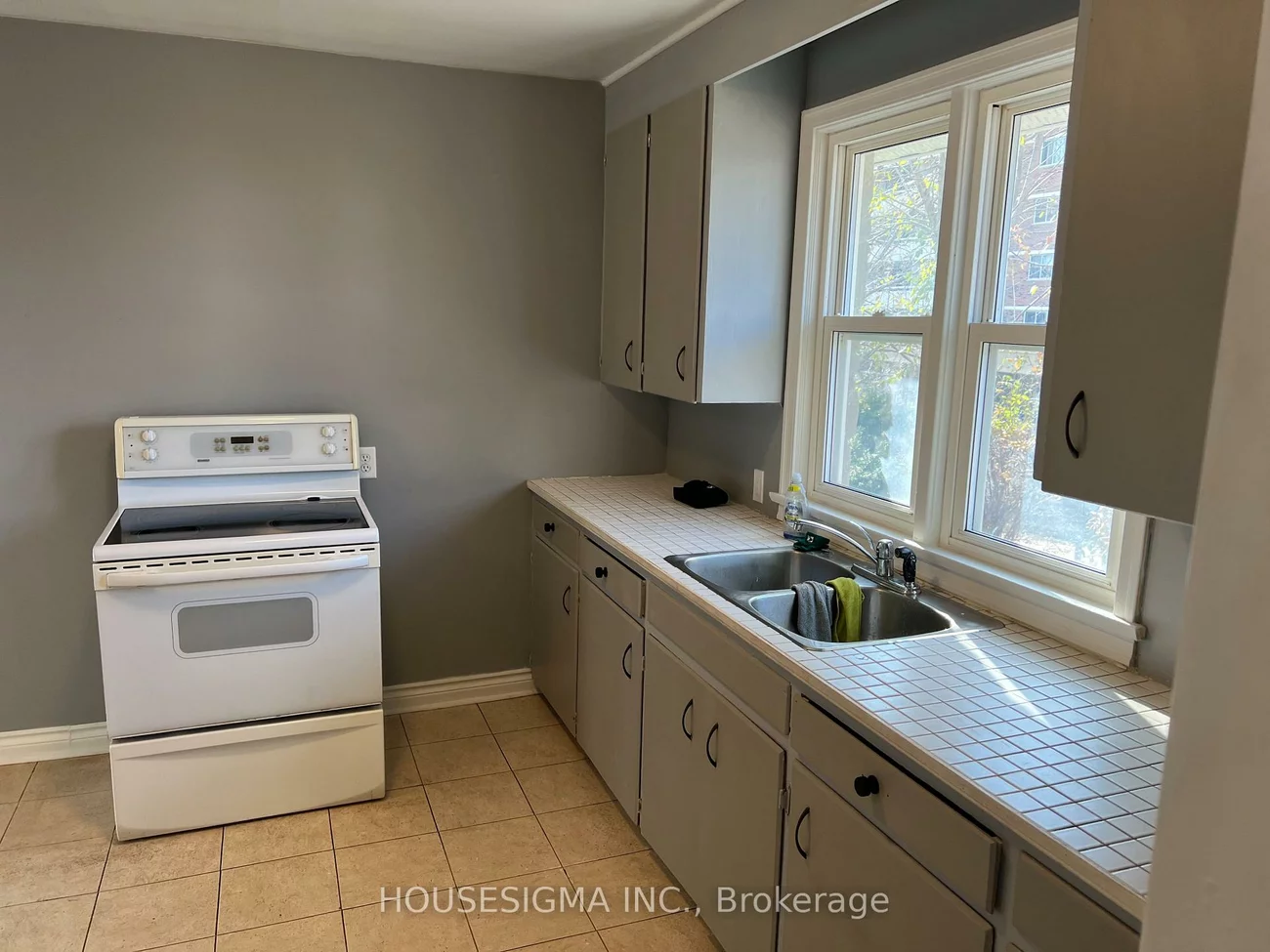 55, Drury, Bradford, Bradford West Gwillimbury