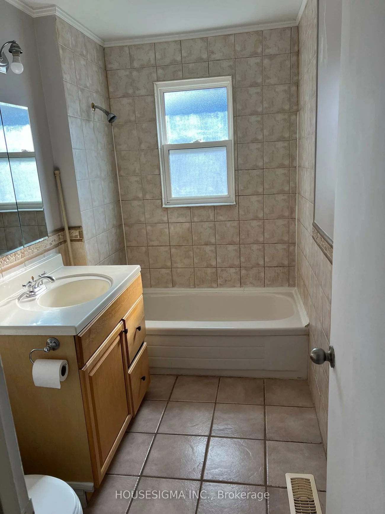 55, Drury, Bradford, Bradford West Gwillimbury