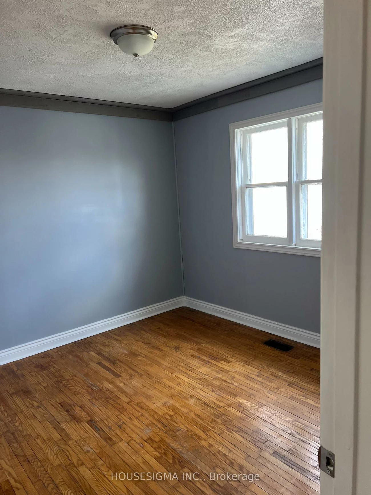 55, Drury, Bradford, Bradford West Gwillimbury