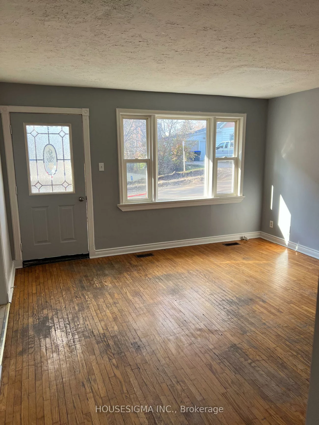 55, Drury, Bradford, Bradford West Gwillimbury