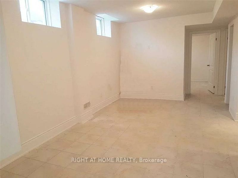 73, Broughton, Bradford, Bradford West Gwillimbury