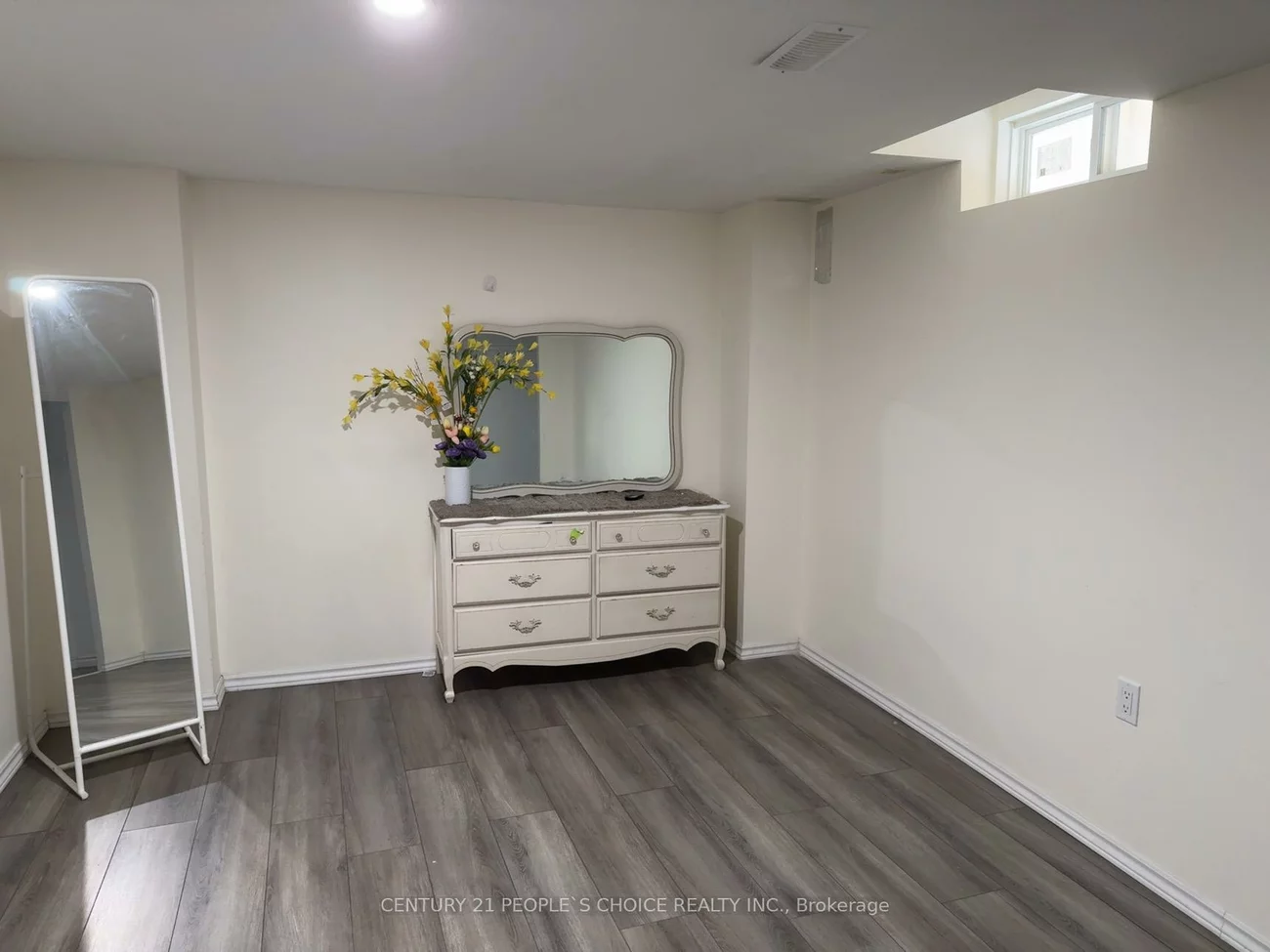 118, Blackwell, Bradford, Bradford West Gwillimbury