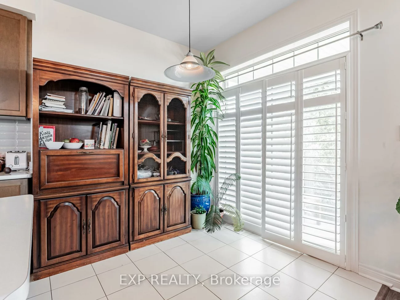 2, Angela, Bradford, Bradford West Gwillimbury