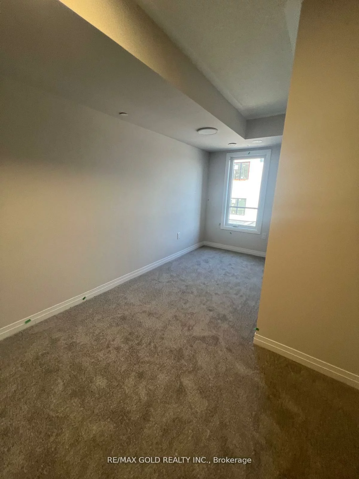 21, Baynes, Bradford, Bradford West Gwillimbury