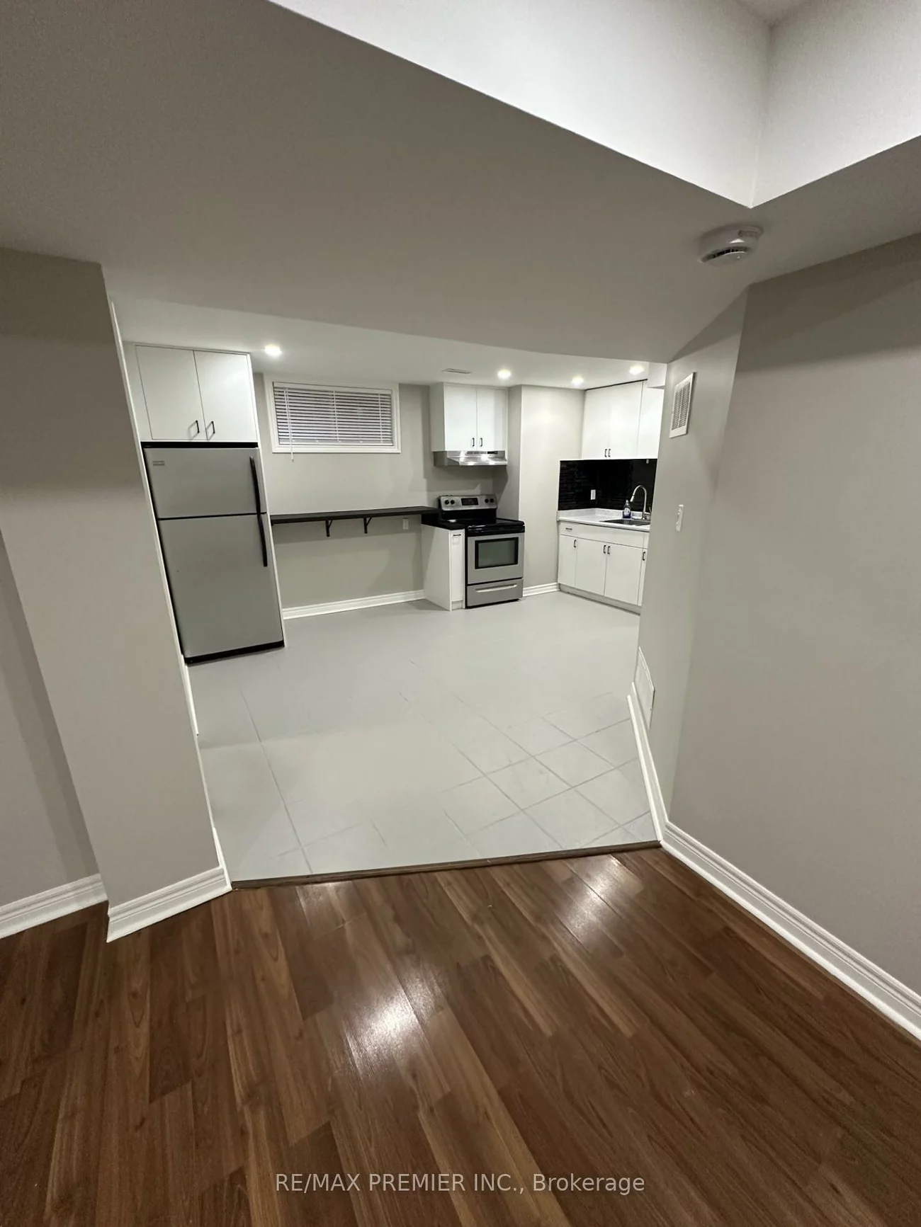 55, Breeze, Bradford, Bradford West Gwillimbury