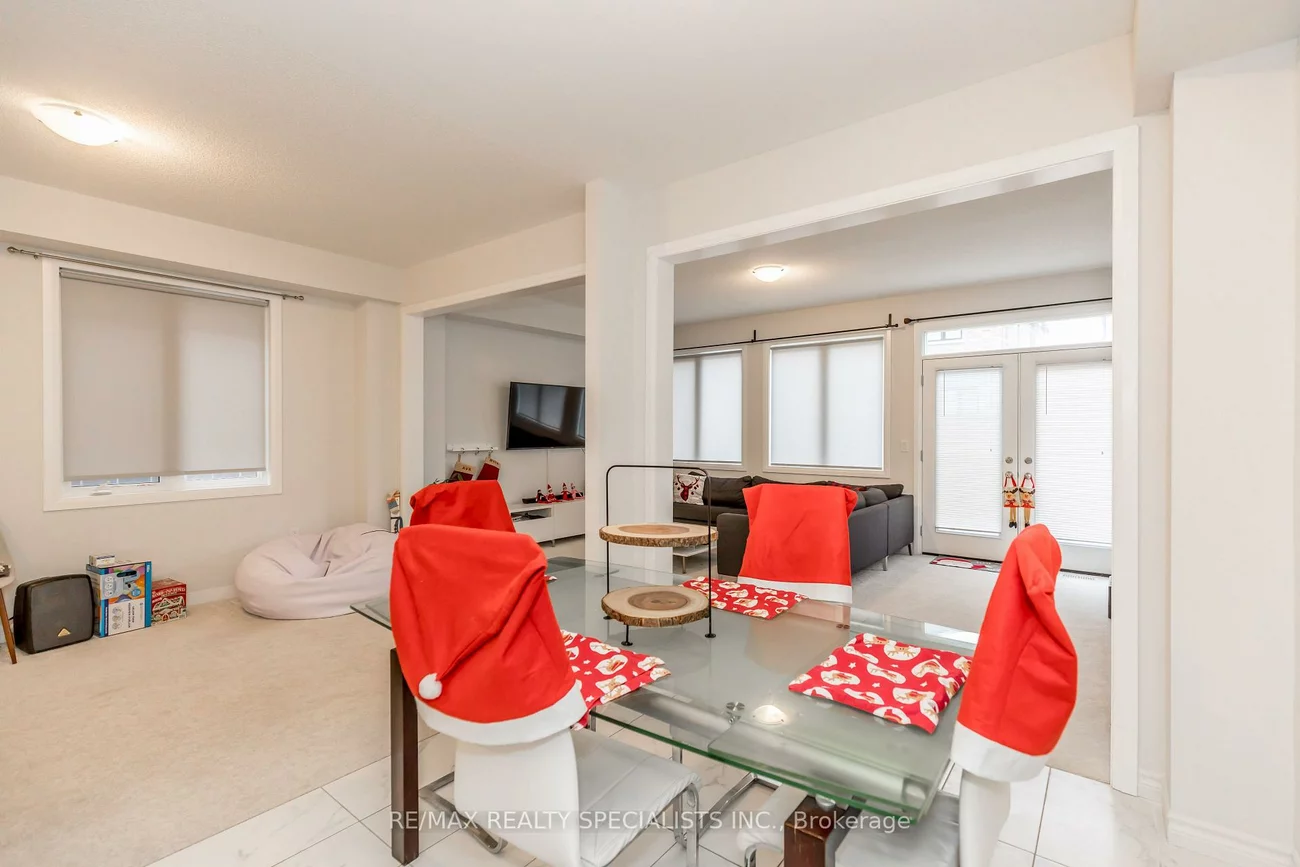 147, Landolfi, Bradford, Bradford West Gwillimbury