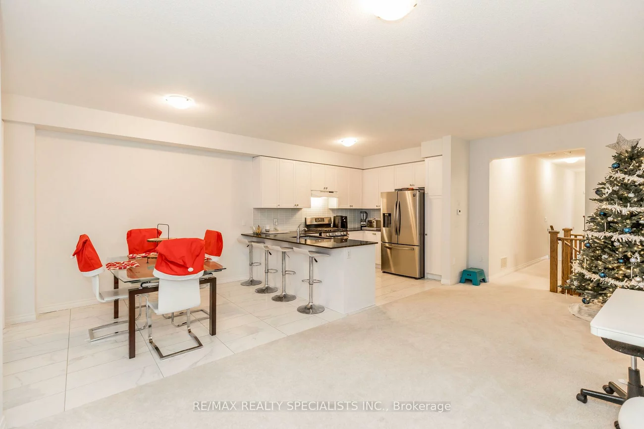 147, Landolfi, Bradford, Bradford West Gwillimbury