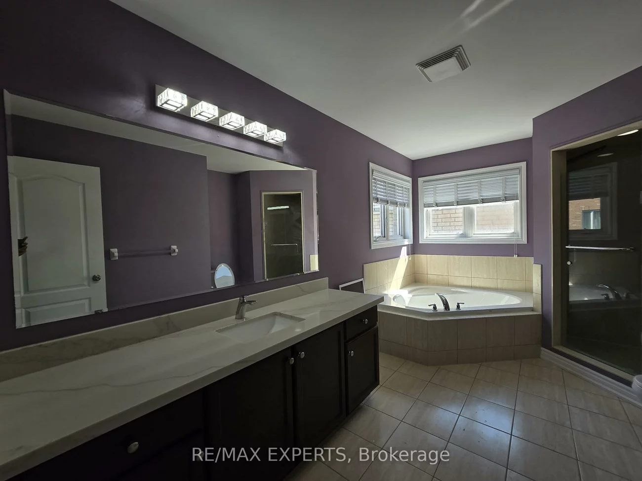 66, Hopkins, Bradford, Bradford West Gwillimbury