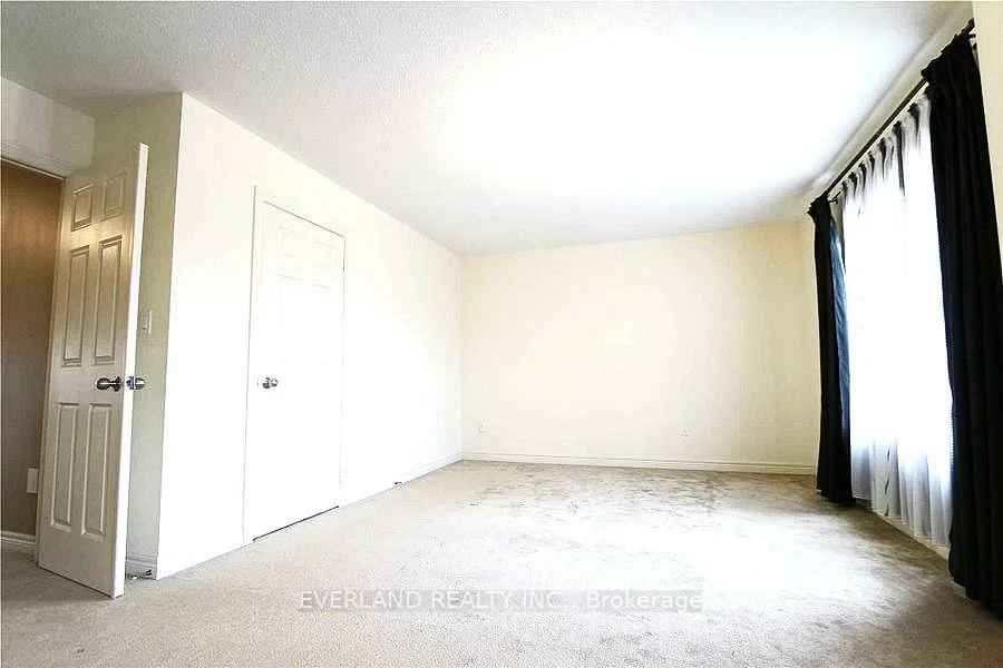 136, Mooney, Bradford, Bradford West Gwillimbury