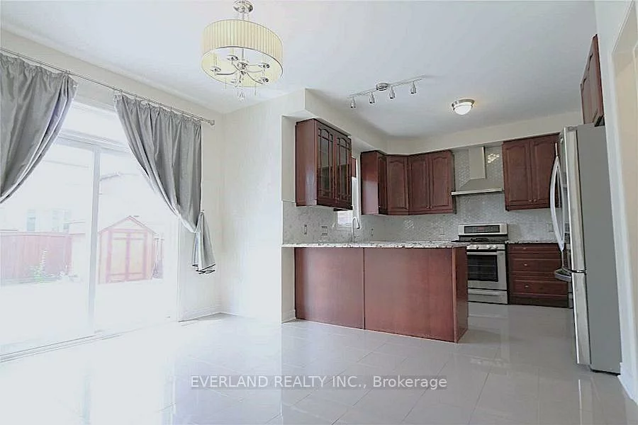 136, Mooney, Bradford, Bradford West Gwillimbury