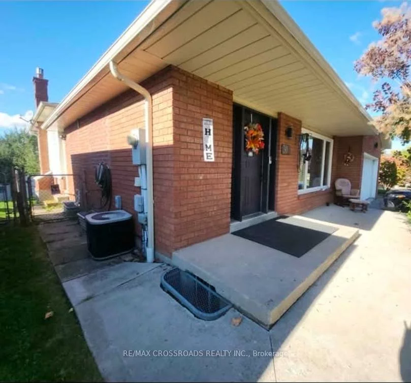 304, Orsi, Bradford, Bradford West Gwillimbury