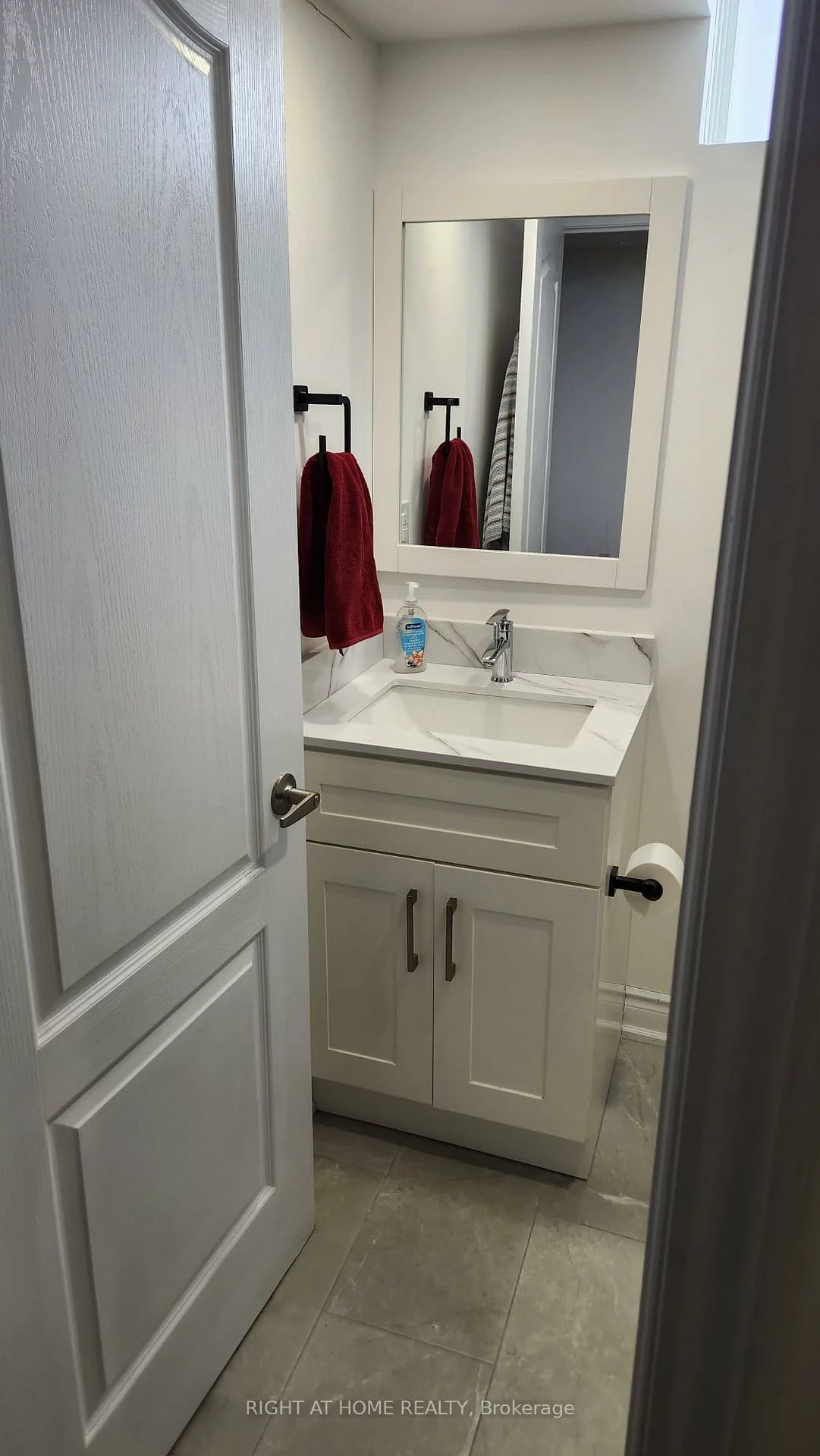 74, Westlake, Bradford, Bradford West Gwillimbury