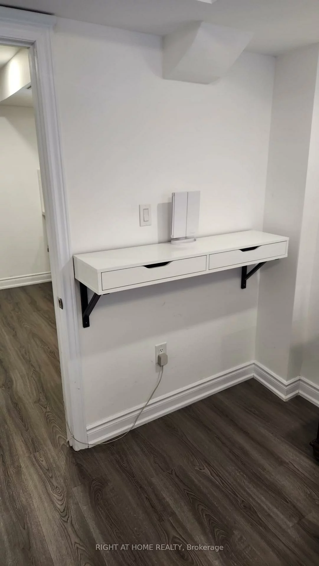 74, Westlake, Bradford, Bradford West Gwillimbury