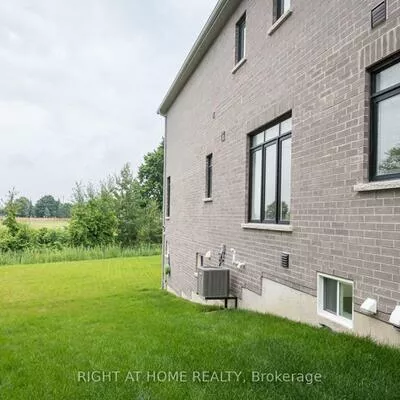 74, Westlake, Bradford, Bradford West Gwillimbury