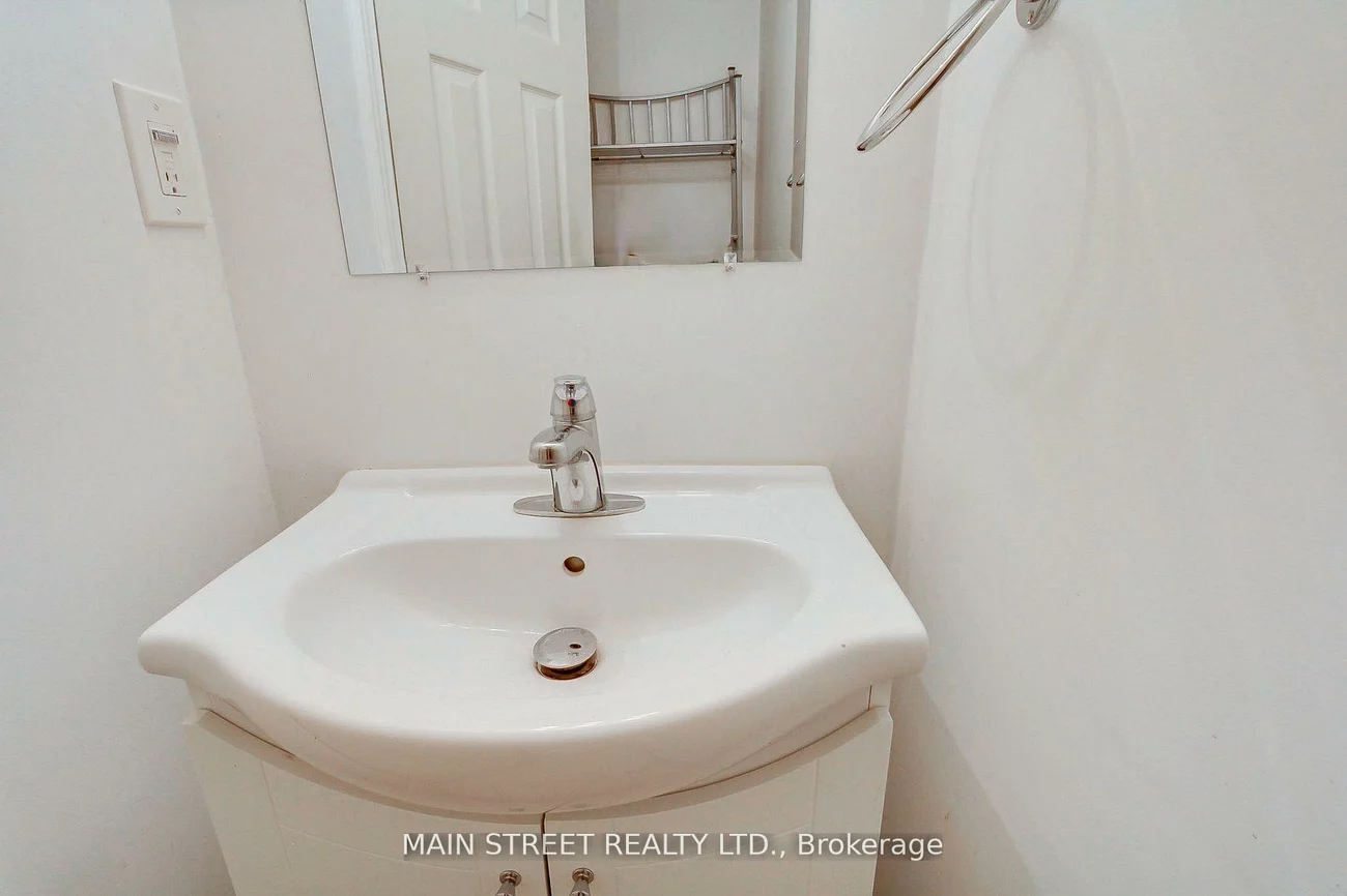 364, Agar, Bradford, Bradford West Gwillimbury