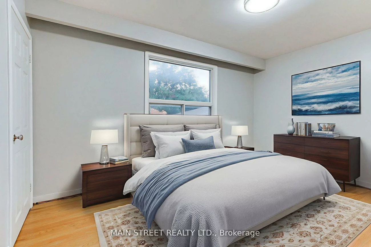 364, Agar, Bradford, Bradford West Gwillimbury