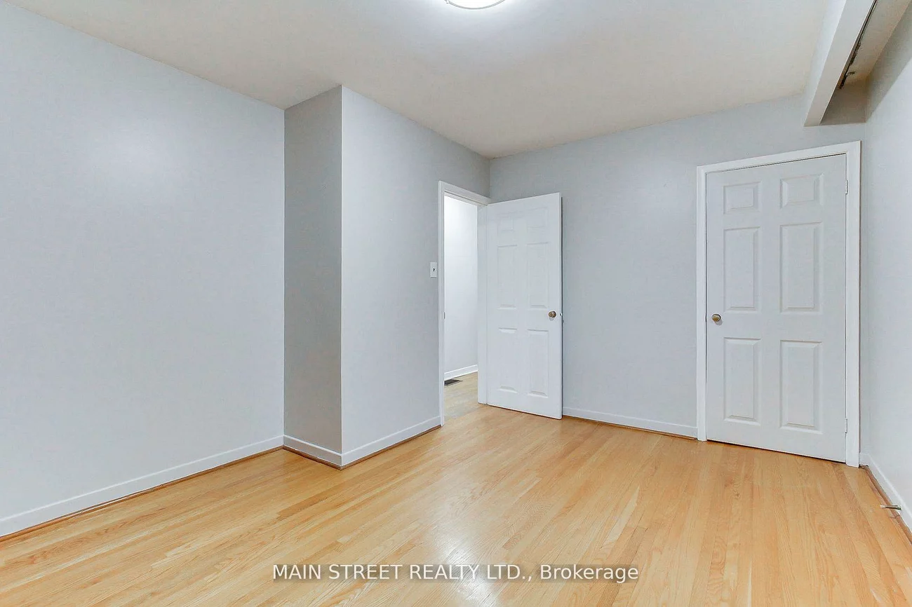 364, Agar, Bradford, Bradford West Gwillimbury