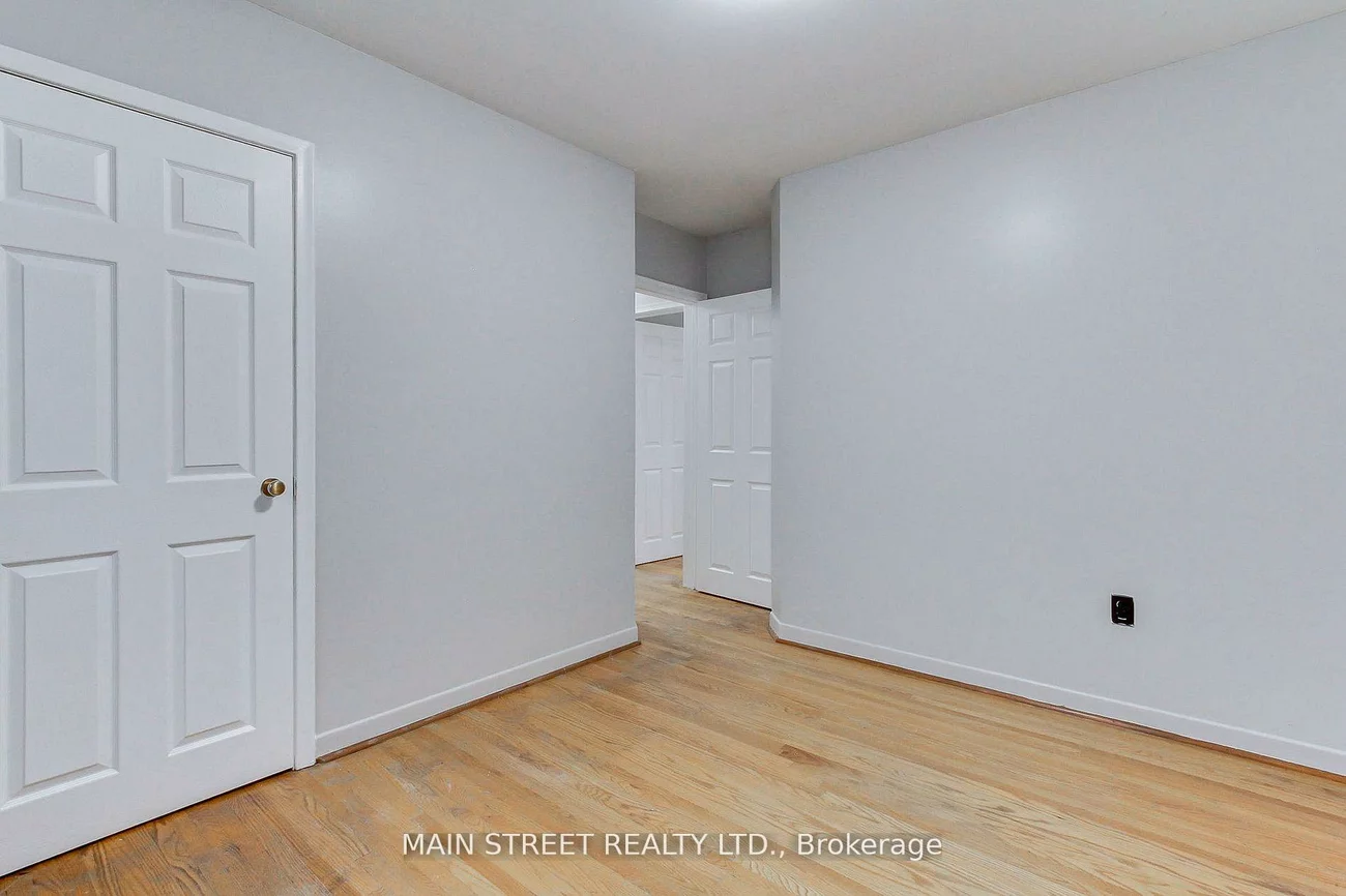 364, Agar, Bradford, Bradford West Gwillimbury