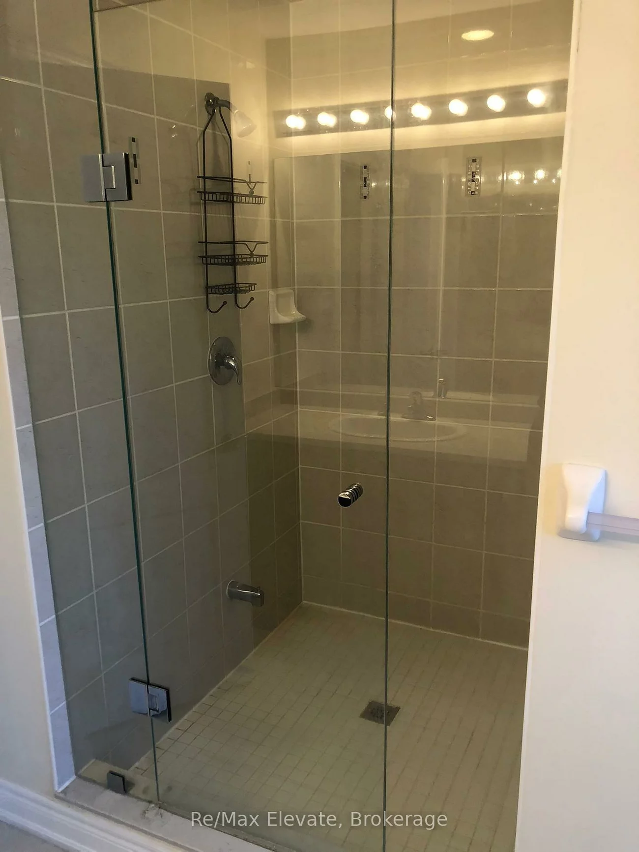 110, Mcdonnell, Bradford, Bradford West Gwillimbury