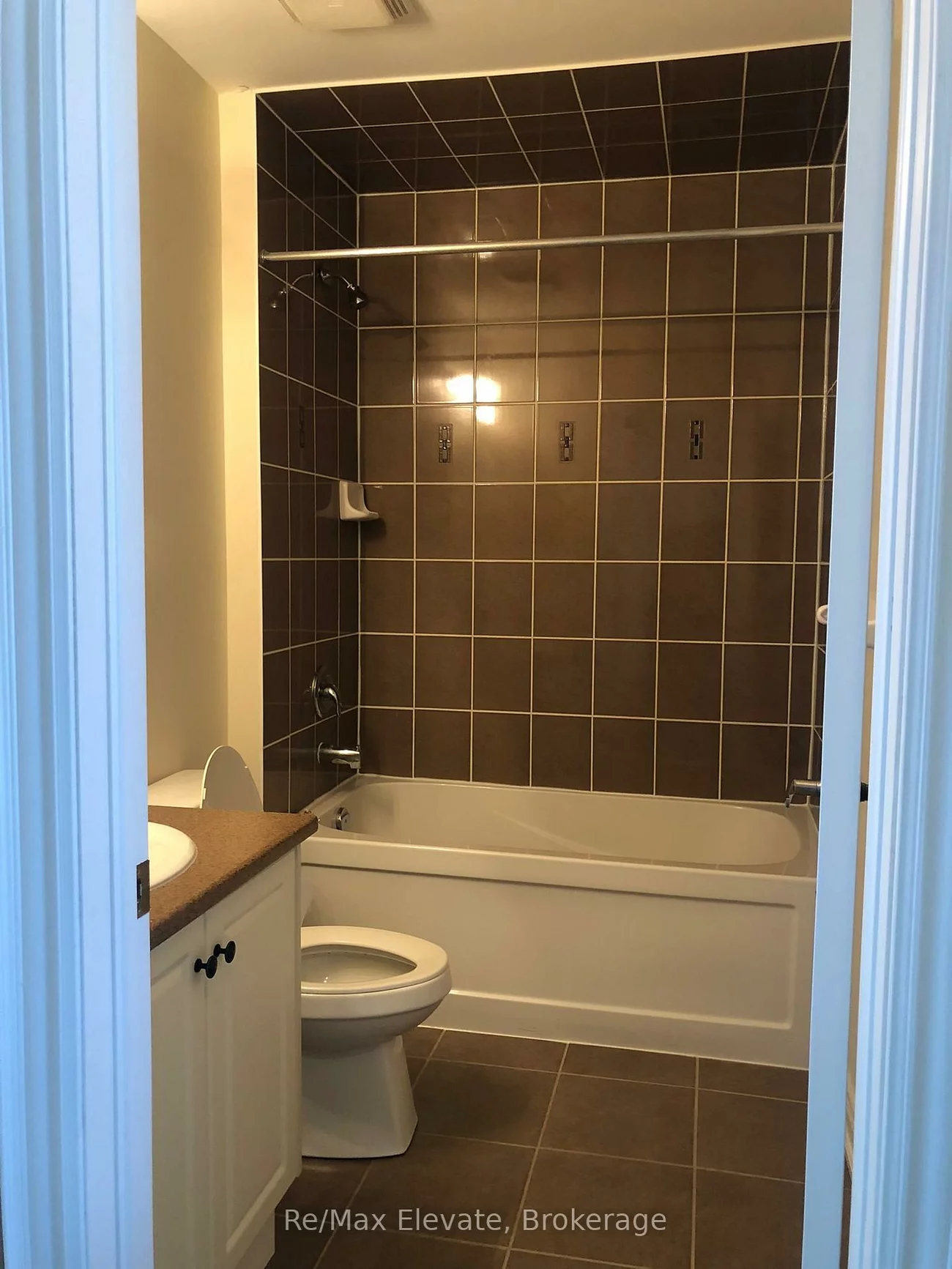 110, Mcdonnell, Bradford, Bradford West Gwillimbury