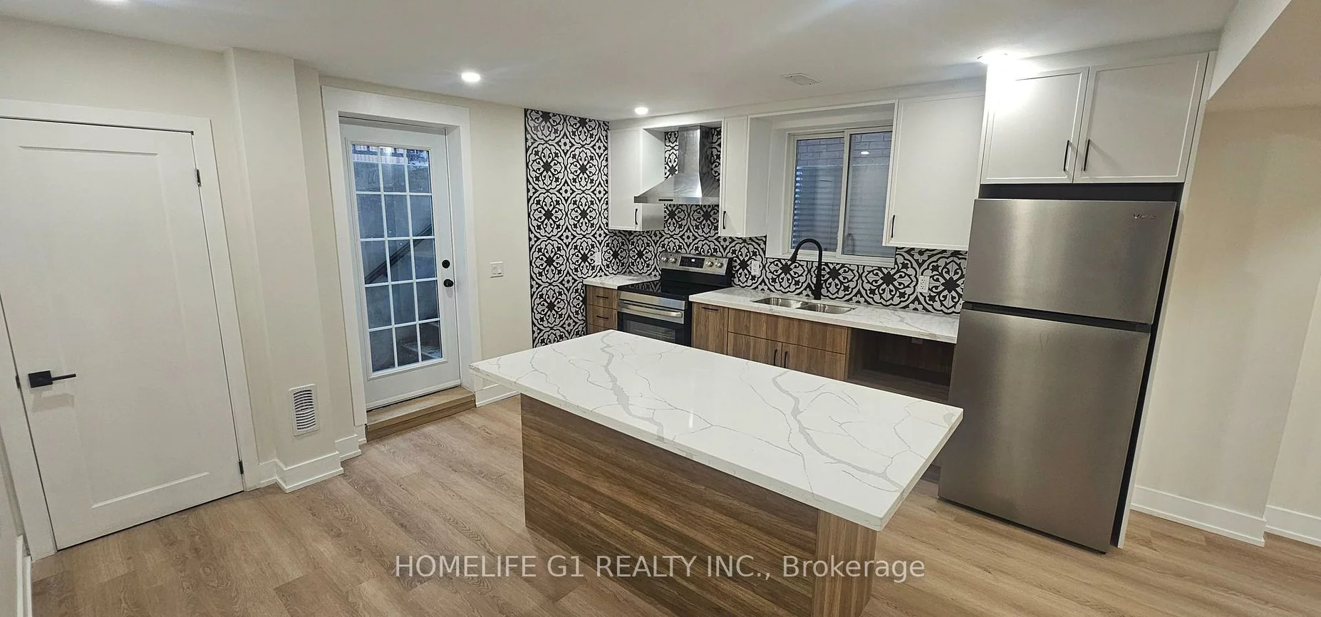 281, Blue Dasher, Bradford, Bradford West Gwillimbury