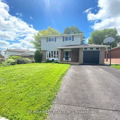 20, Britannia, Bradford, Bradford West Gwillimbury