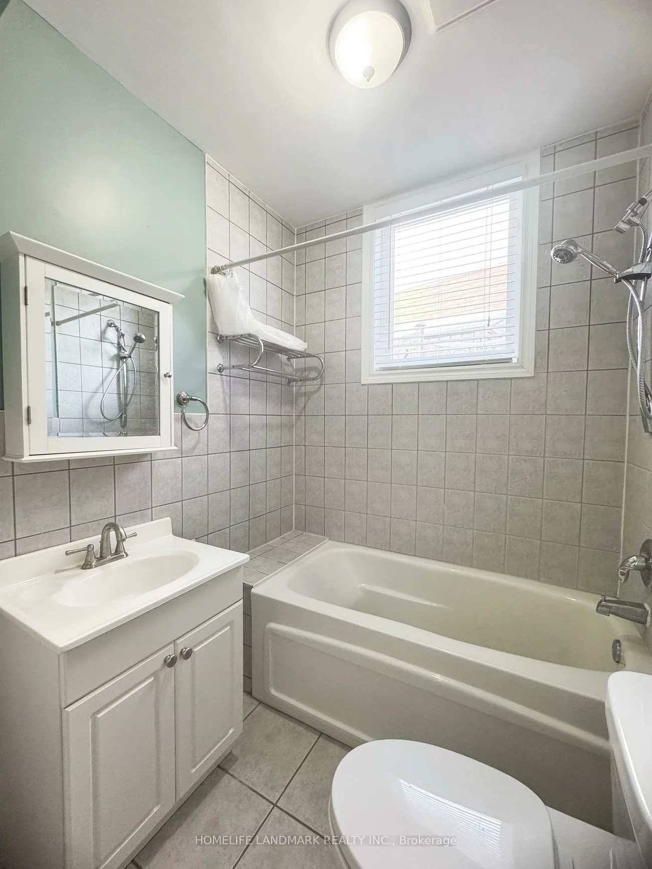 10, Highland, Bradford, Bradford West Gwillimbury