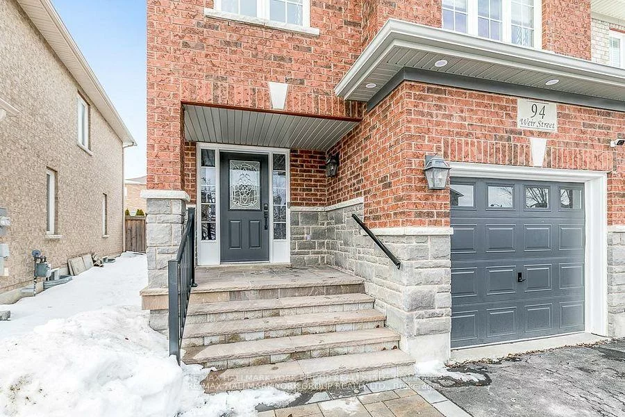 94, Weir, Bradford, Bradford West Gwillimbury