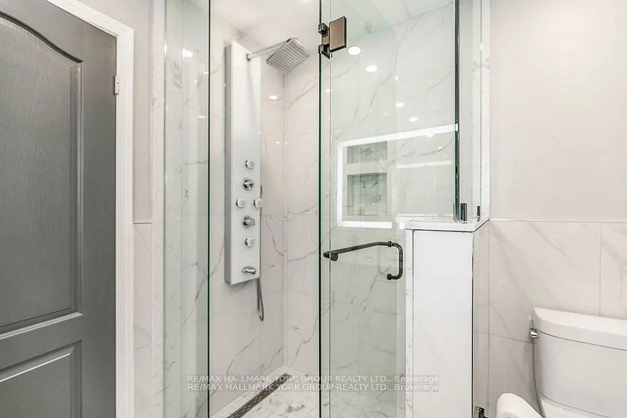 94, Weir, Bradford, Bradford West Gwillimbury