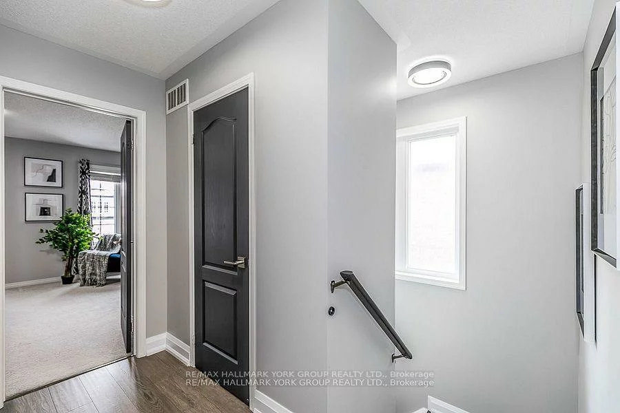 94, Weir, Bradford, Bradford West Gwillimbury