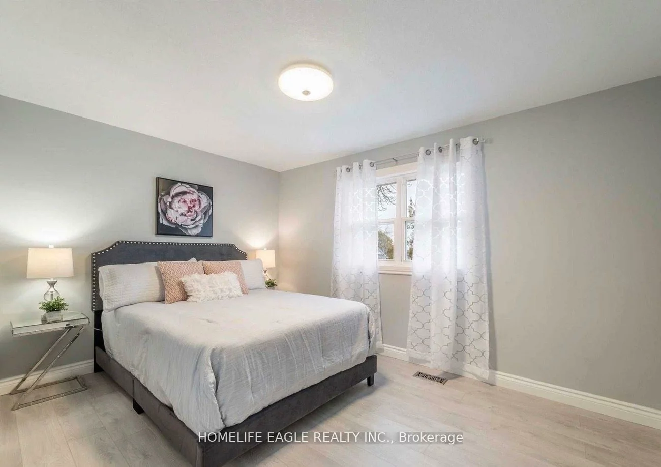 79, Simcoe, Bradford, Bradford West Gwillimbury