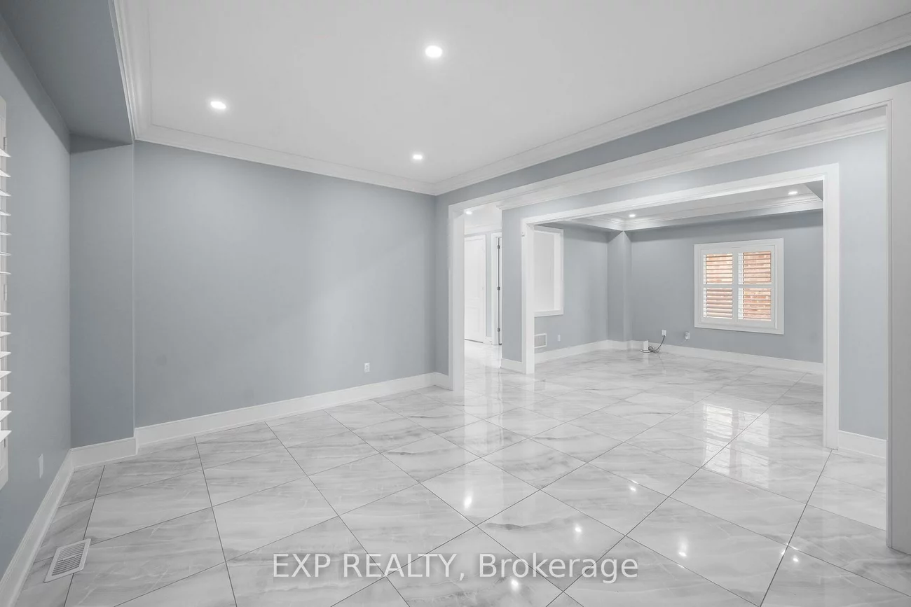 35, Tyndall, Bradford, Bradford West Gwillimbury