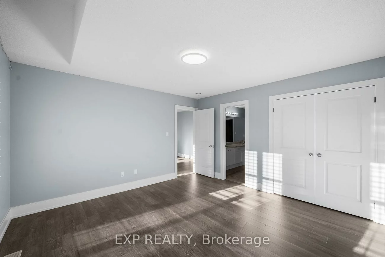 35, Tyndall, Bradford, Bradford West Gwillimbury