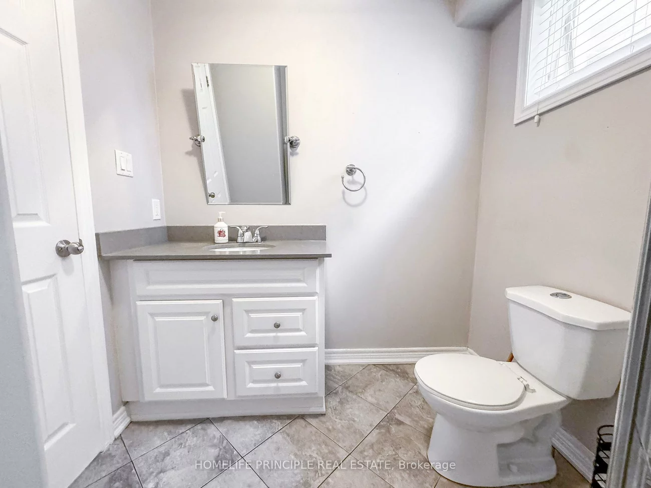 111, James, Bradford, Bradford West Gwillimbury