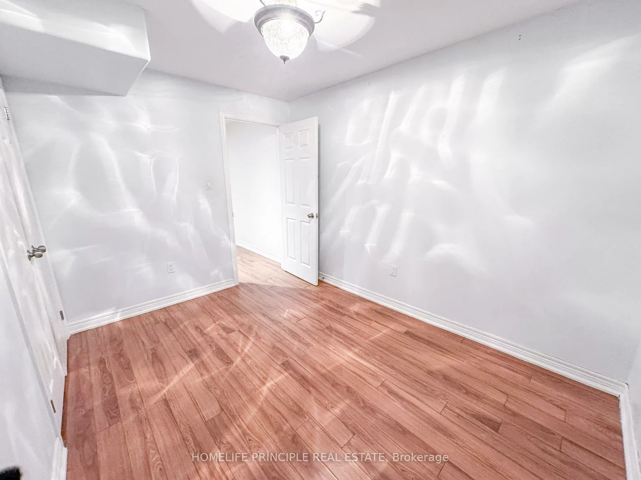 111, James, Bradford, Bradford West Gwillimbury