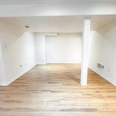 111, James, Bradford, Bradford West Gwillimbury