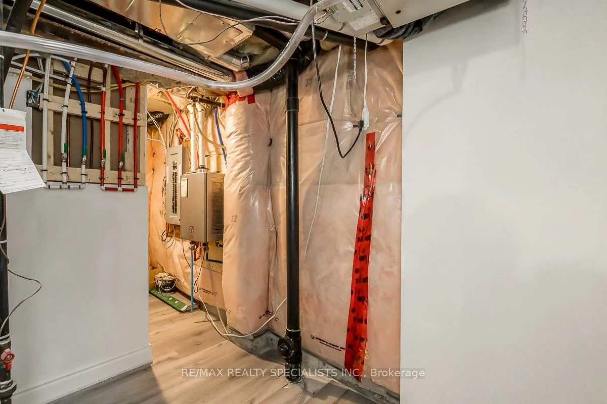 1, Huron, Bradford, Bradford West Gwillimbury