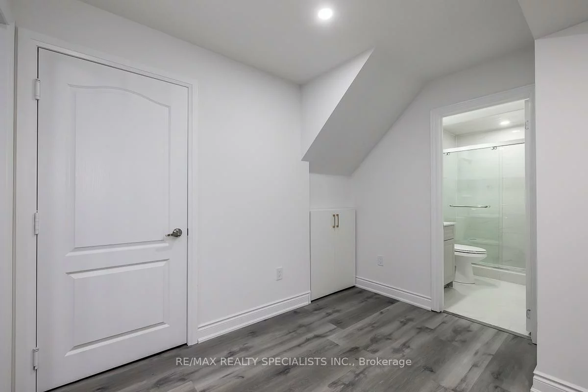 1, Huron, Bradford, Bradford West Gwillimbury