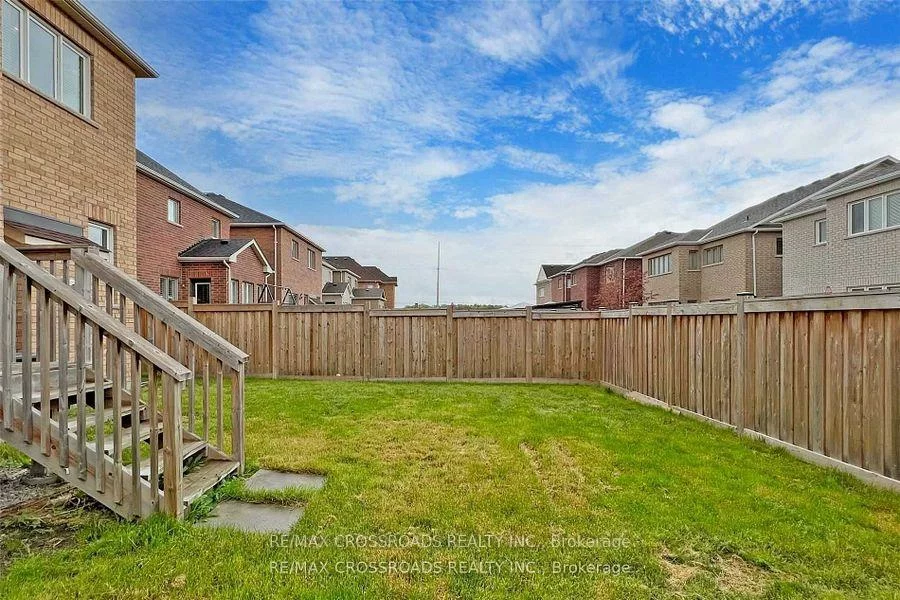 62, Romanelli, Bradford, Bradford West Gwillimbury