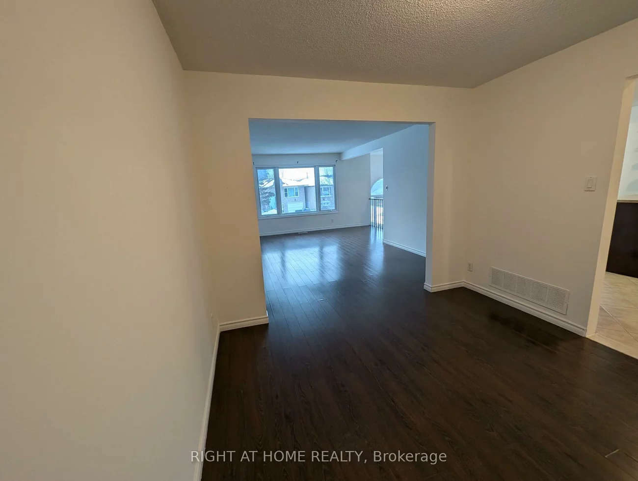 435, Colborne, Bradford, Bradford West Gwillimbury