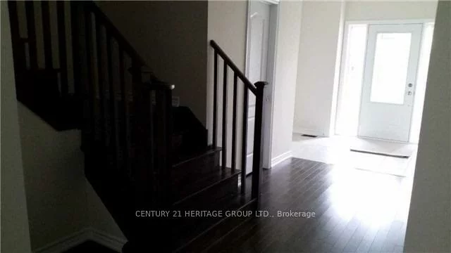 63, Tyndall, Bradford, Bradford West Gwillimbury